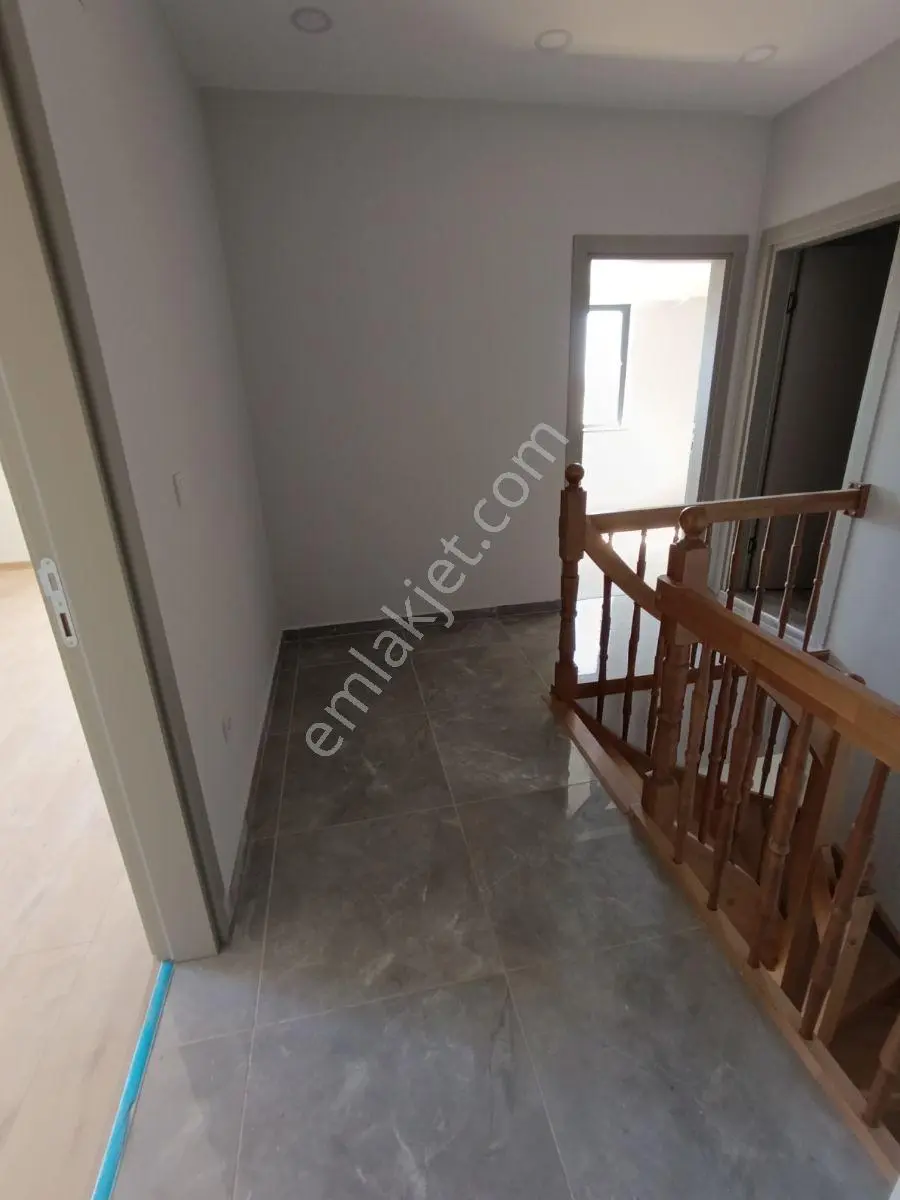 Sultanbeyli Battalgazi Mah. Hastaneyolu Üzeri Satılık 4+1 Dublex — fotoğraf 23