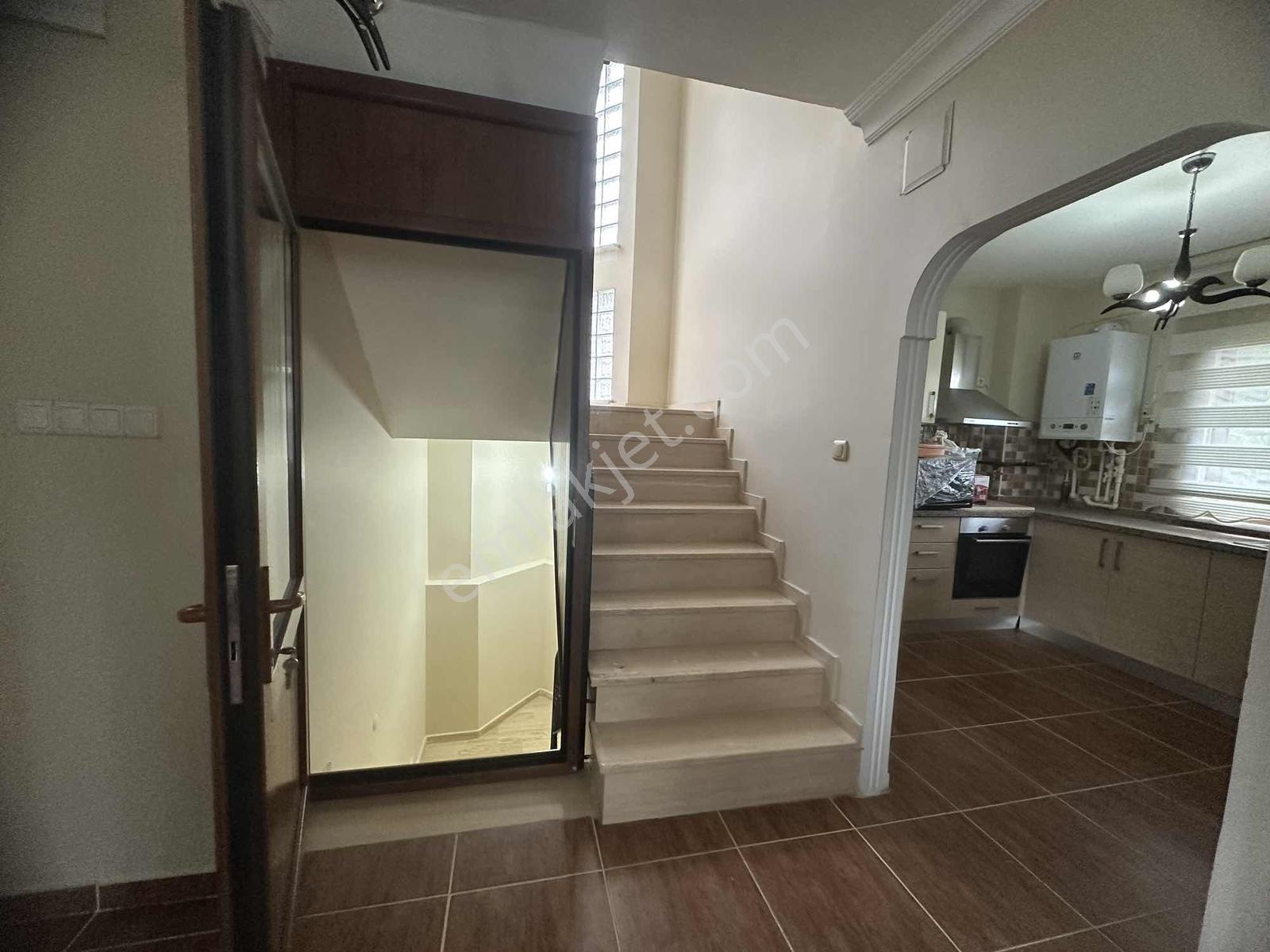 Şile Ahmetli Mah'de Renkli Dünya Konakları 4+2 Satılık Villa — fotoğraf 11
