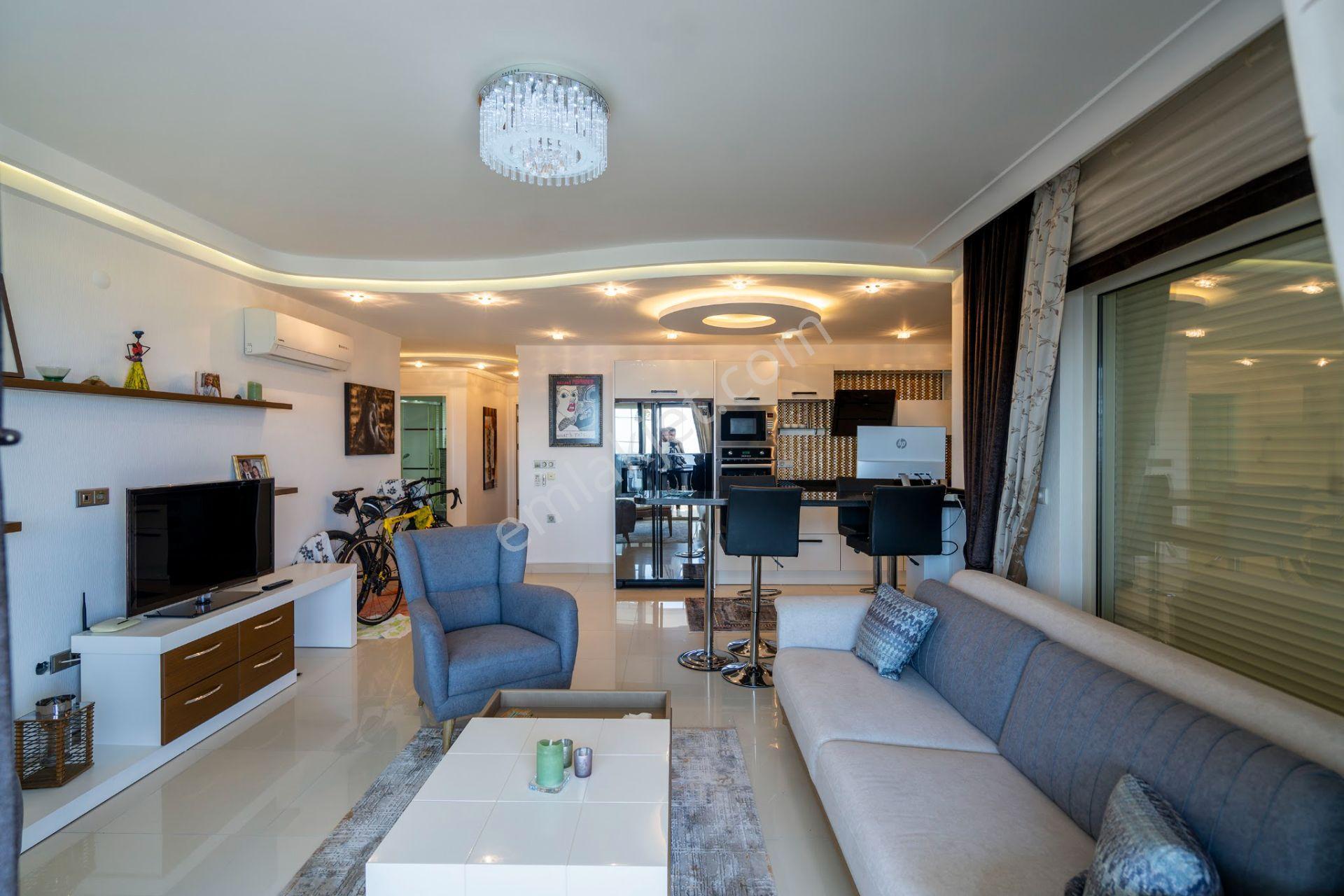 Alanya Mahmutlar'da Denize 150 M Kale Ve Deniz Manzaralı Geniş 2+1 — fotoğraf 2