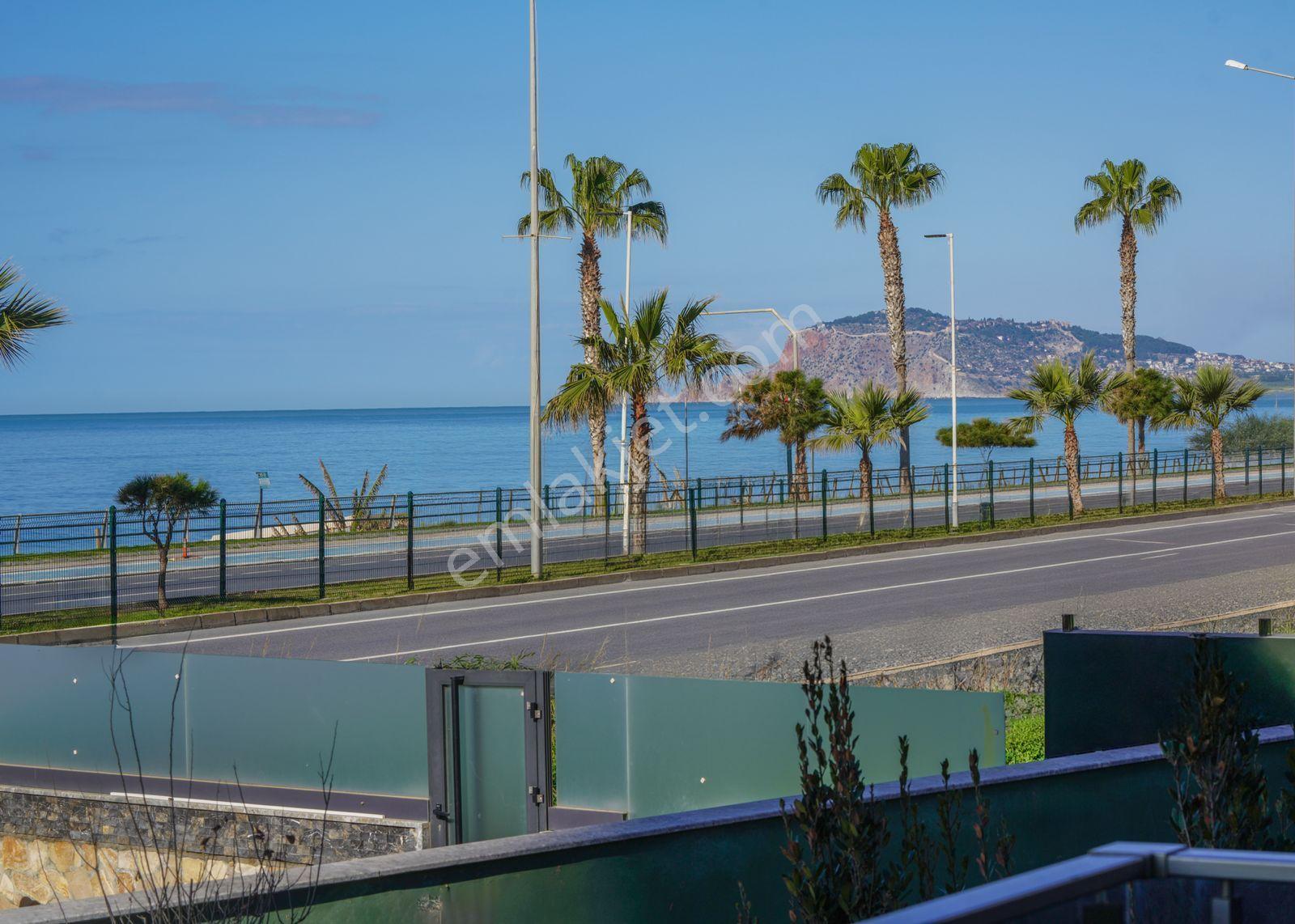 Alanya Mahmutlar'da Denize Sıfır Aquaparklı Sitede Lüks Eşyalı 2+1 — fotoğraf 19