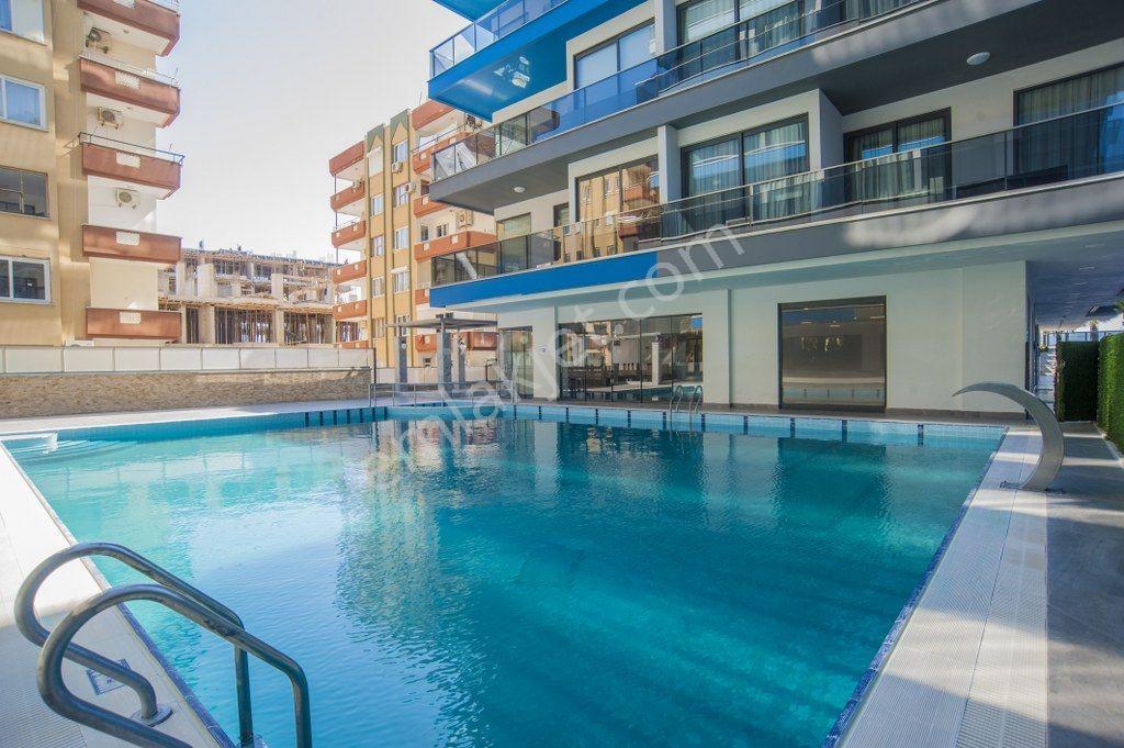 Alanya Mahmutlar'da Denize Sıfır Aquaparklı Sitede Lüks Eşyalı 2+1 — fotoğraf 24