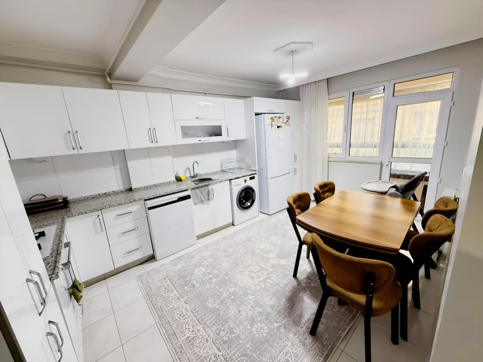Yenidoğan'da Viessmann Kombili Arçelik Ankastreli 3+1 Daire — fotoğraf 7