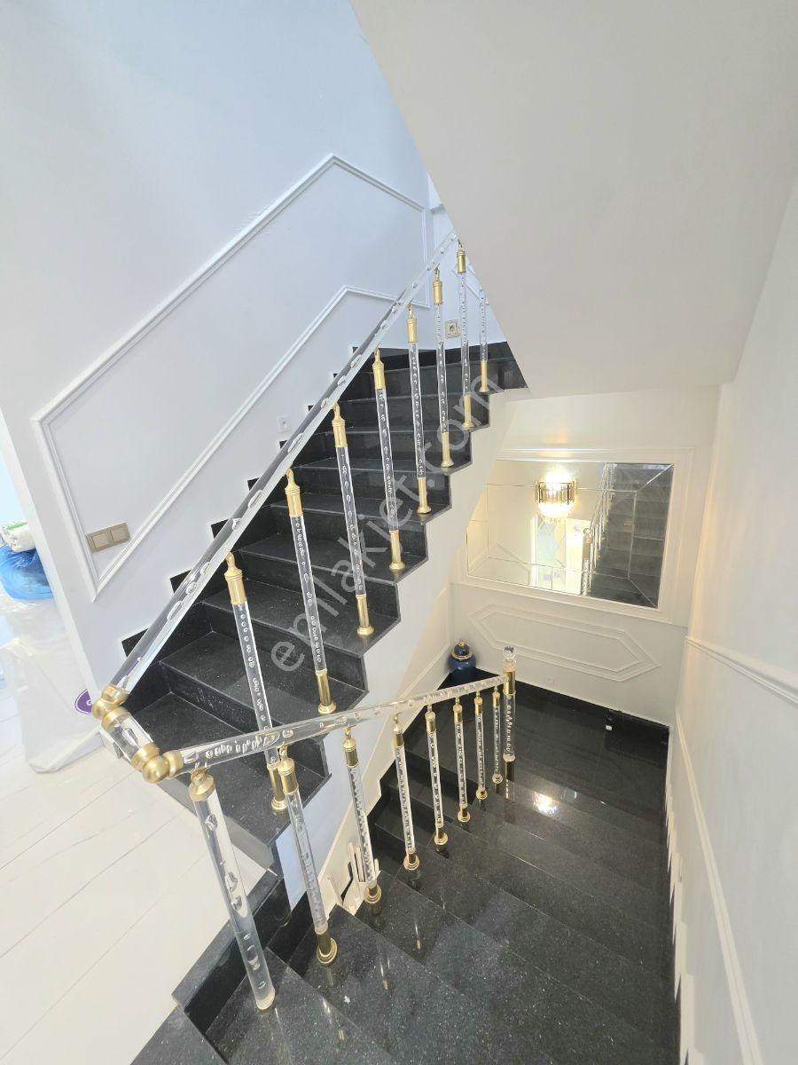 Odabaşında 300m2 Arsa İçerisinde 245m2 Tribleks Villa — fotoğraf 12