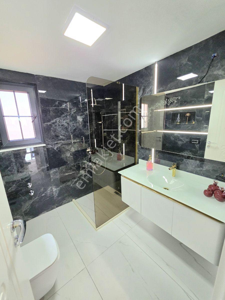 Odabaşında 300m2 Arsa İçerisinde 245m2 Tribleks Villa — fotoğraf 25