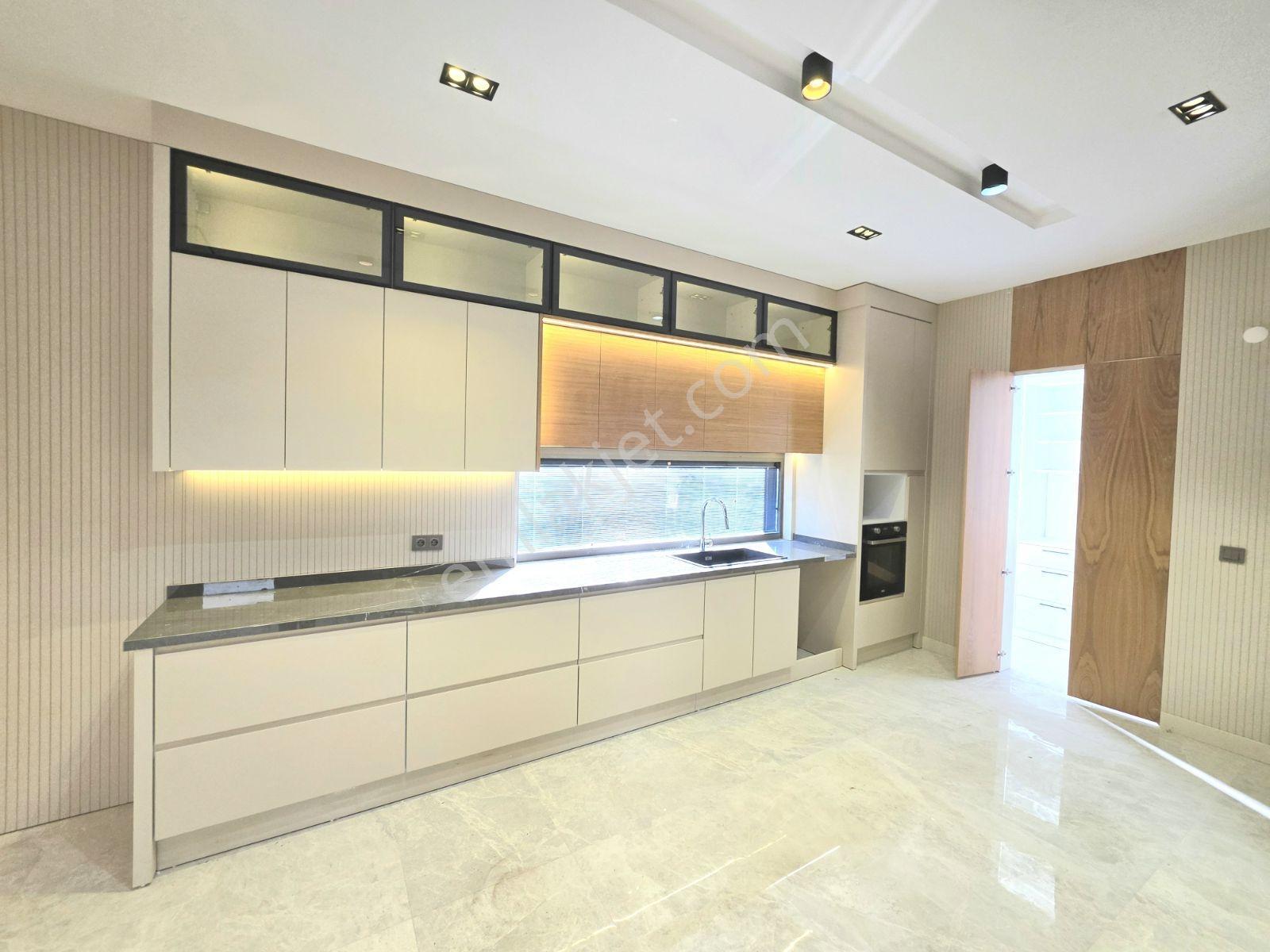Altınkale'de Site İçerisinde Müstakil Havuzlu 4+1 Lüks Villa — fotoğraf 6