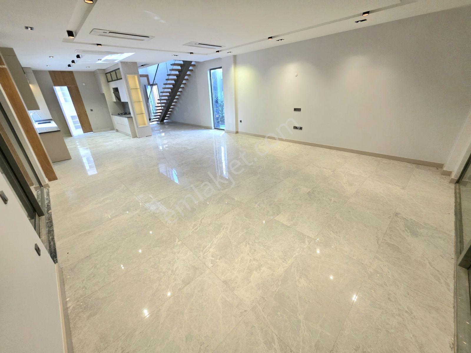 Altınkale'de Site İçerisinde Müstakil Havuzlu 4+1 Lüks Villa — fotoğraf 7