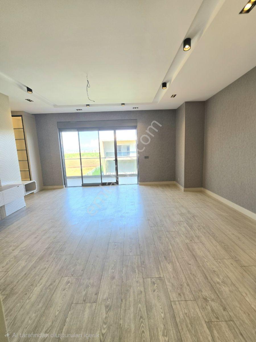 Altınkale'de Site İçerisinde Müstakil Havuzlu 4+1 Lüks Villa — fotoğraf 16