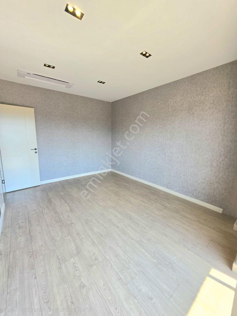 Altınkale'de Site İçerisinde Müstakil Havuzlu 4+1 Lüks Villa — fotoğraf 19