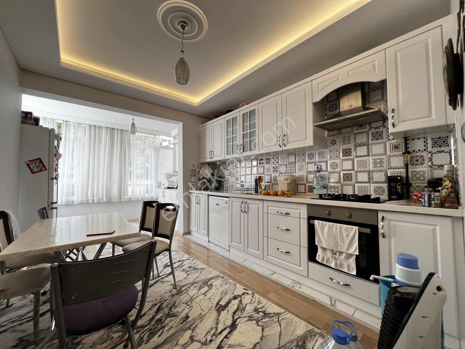 Alavardı Mah. 350M2 Arsa İçinde Full Yapılı 5+1 Müstakil Lüks