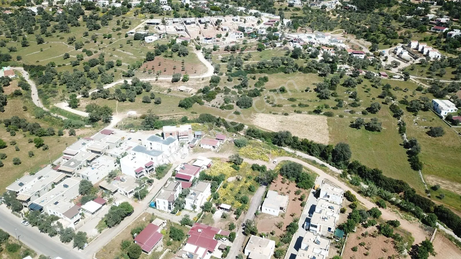 Bodrum Yalıçiftlik'te Satılık 580 M2 %40 İmarlı Arsa — fotoğraf 5