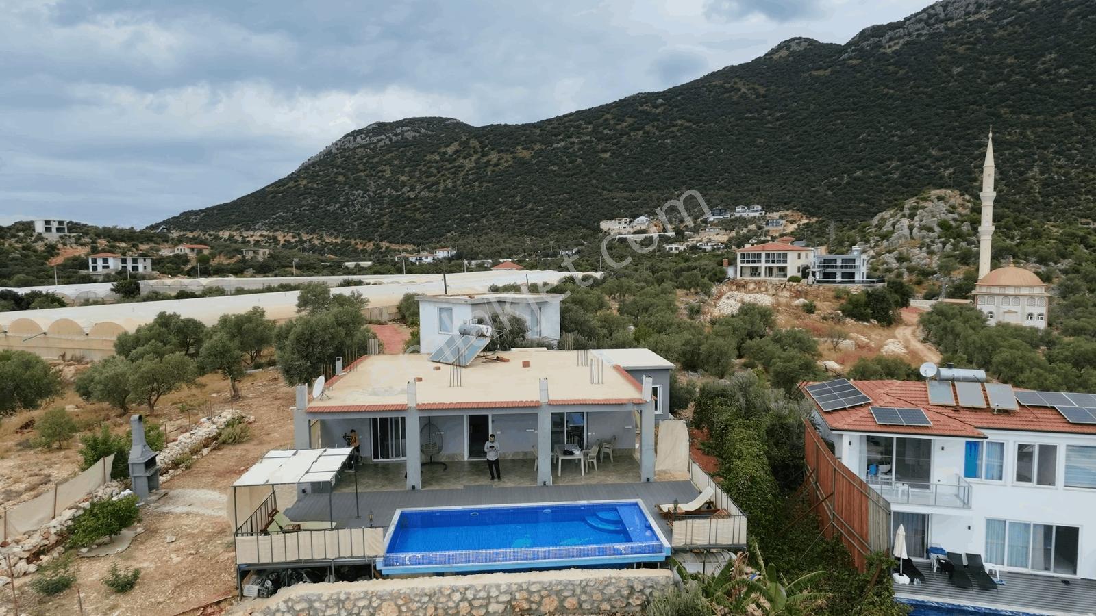 Msi Gayrimenkul'den Satılık 2 Adet Villa Ve Arsası — fotoğraf 12