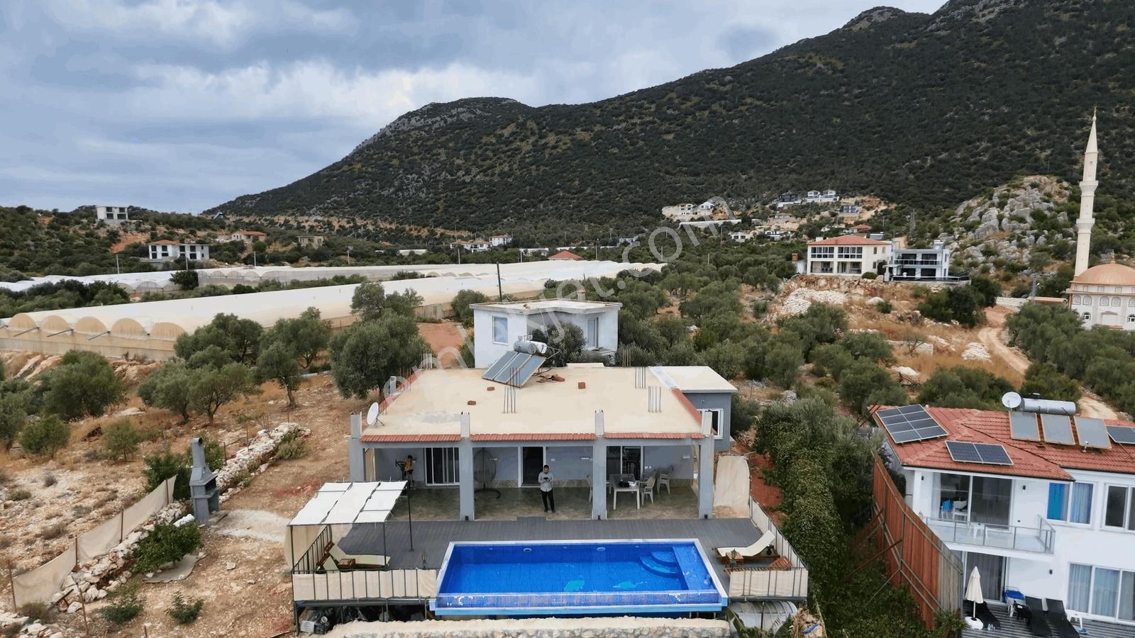 Msi Gayrimenkul'den Satılık 2 Adet Villa Ve Arsası — fotoğraf 13