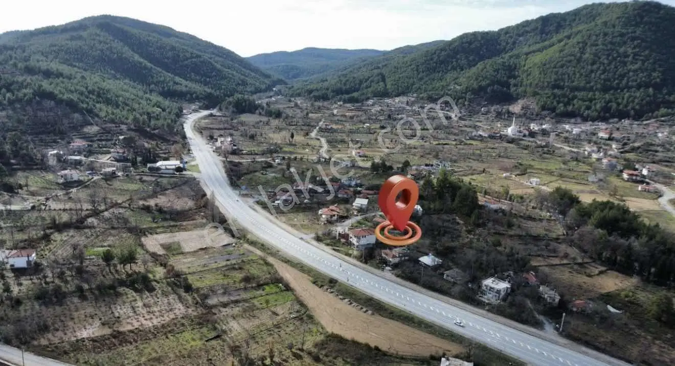 Antalya - Konya - Alanya Anayolu Üzerinde 3 Kat İmarlı Arsa