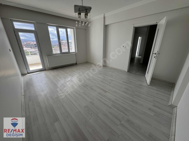 Acill Satılık Re/max Değişimden Yazıkonakta 3+1 Daire — fotoğraf 7