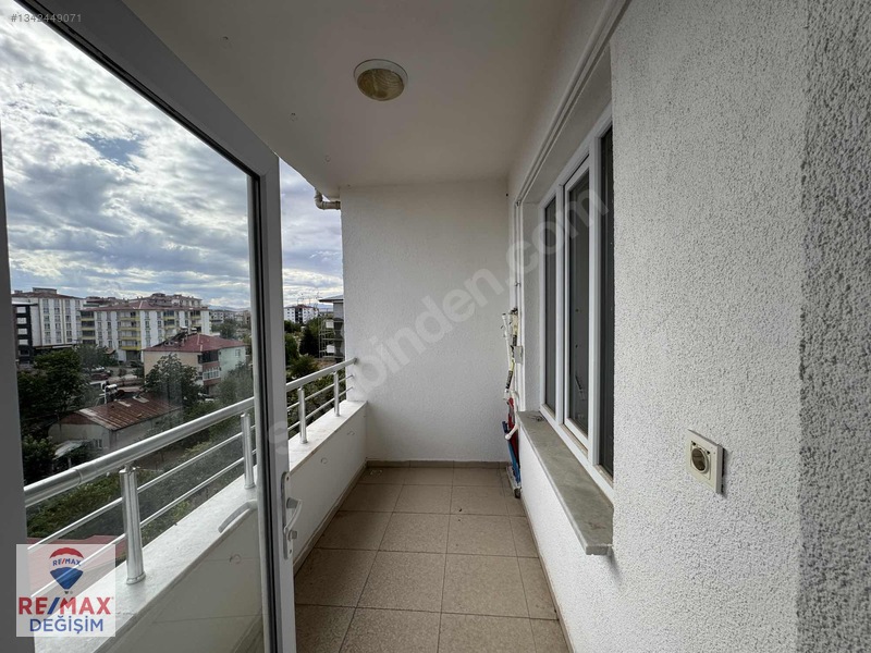 Acill Satılık Re/max Değişimden Yazıkonakta 3+1 Daire — fotoğraf 23