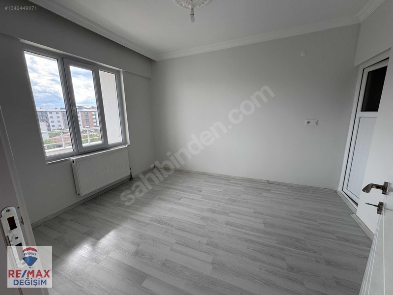 Acill Satılık Re/max Değişimden Yazıkonakta 3+1 Daire — fotoğraf 25