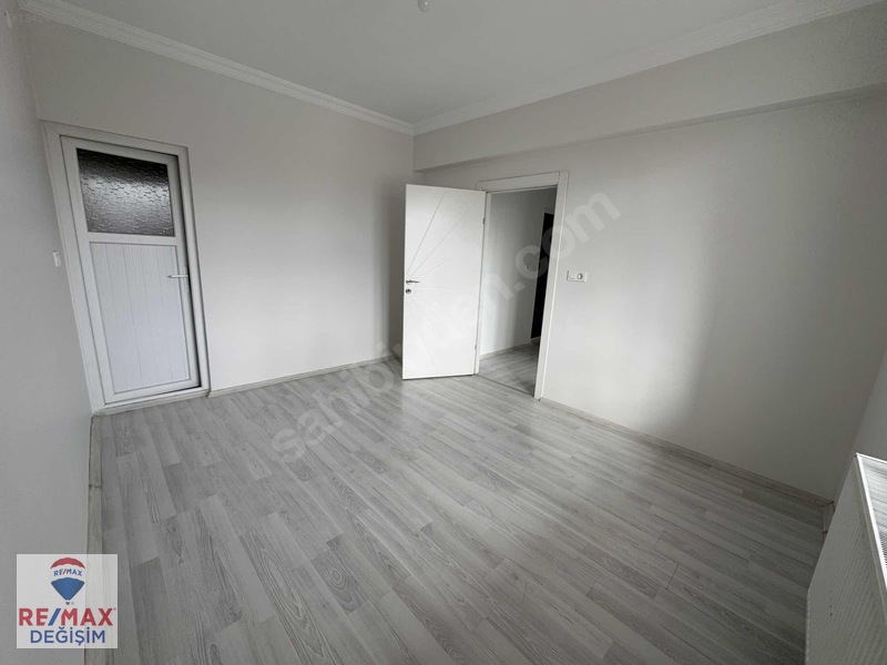 Acill Satılık Re/max Değişimden Yazıkonakta 3+1 Daire — fotoğraf 27