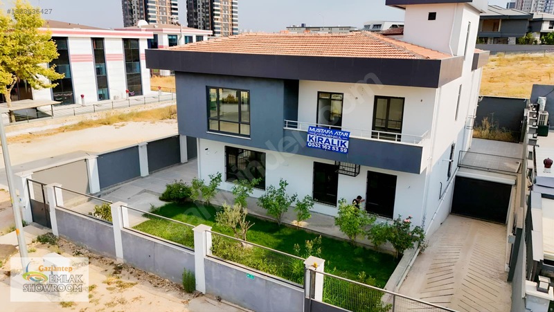 15 Temmuz Mah. Kiralık Bir Çok İş Alanına Uygun 1000 Mt Villa