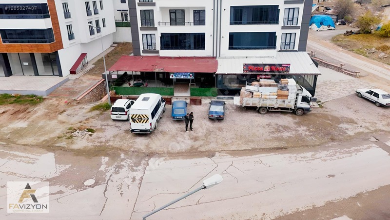 Cumhuriyet Mahallesinde Bulvar Üzerinde 130'm2 Satılık Dükkan — fotoğraf 5