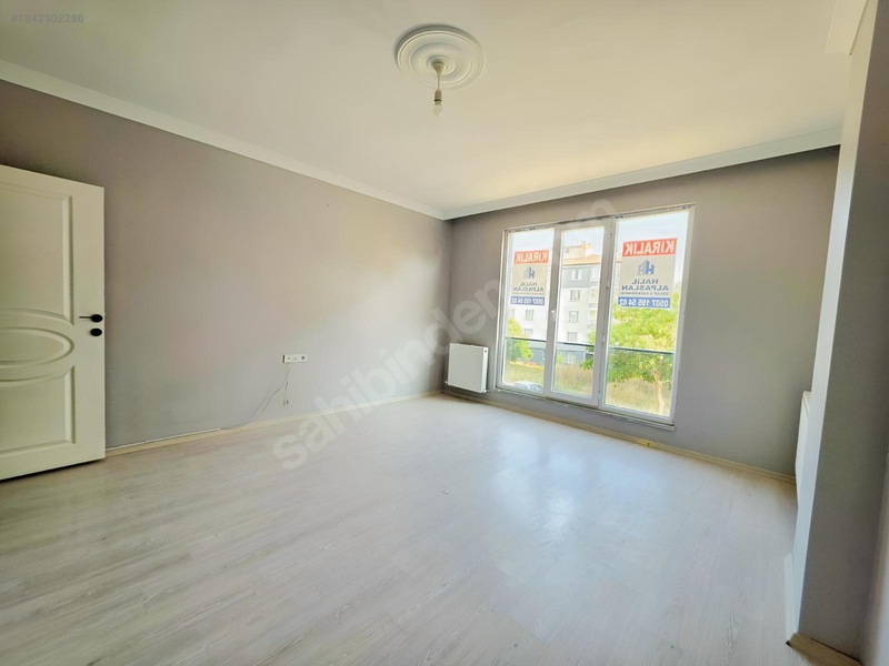 Halil Alpaslan Emlak'tan Mahsen Mah.'de Kiralık 2+1 Arakat Daire — fotoğraf 13