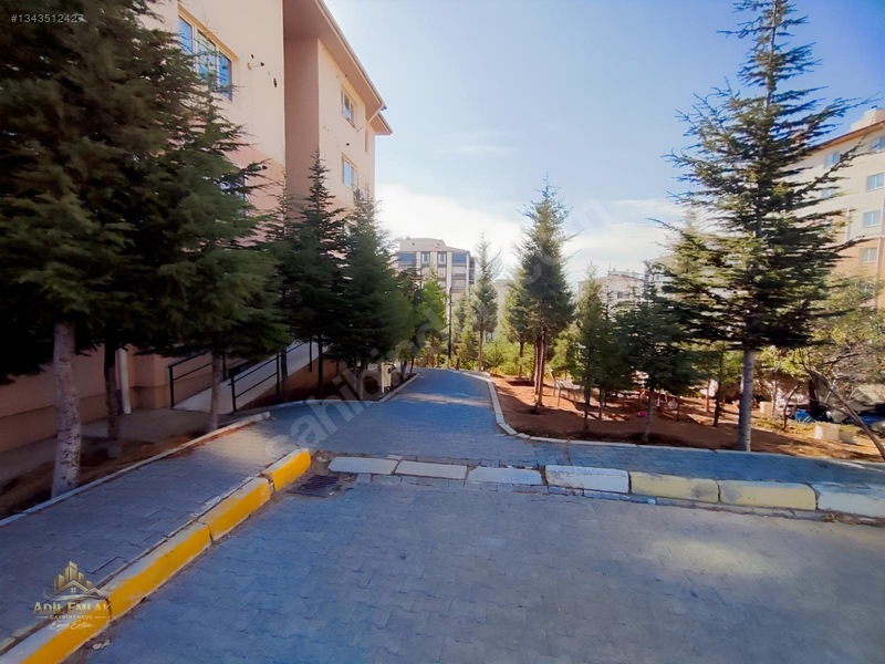 Adil Emlaktan Kısmi Eşyalı 1+1 Daire — fotoğraf 7