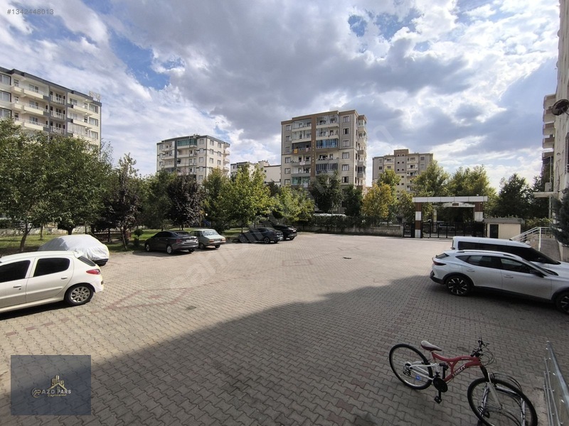 Azd Pars Emlak'tan Doğum Hastanesi Arkası Kiralık Daire — fotoğraf 2