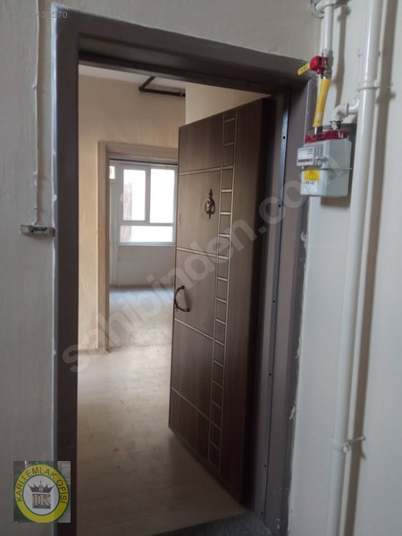 Karlı Emlak'tan Şanmed Hastanesi Karşısında Satılık Daire — fotoğraf 7