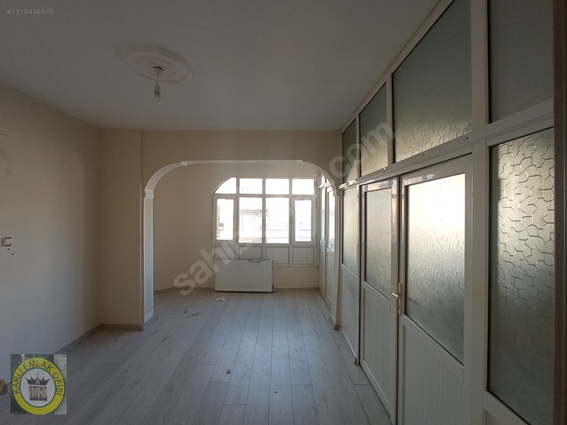 Karlı Emlak'tan Şanmed Hastanesi Karşısında Satılık Daire — fotoğraf 13