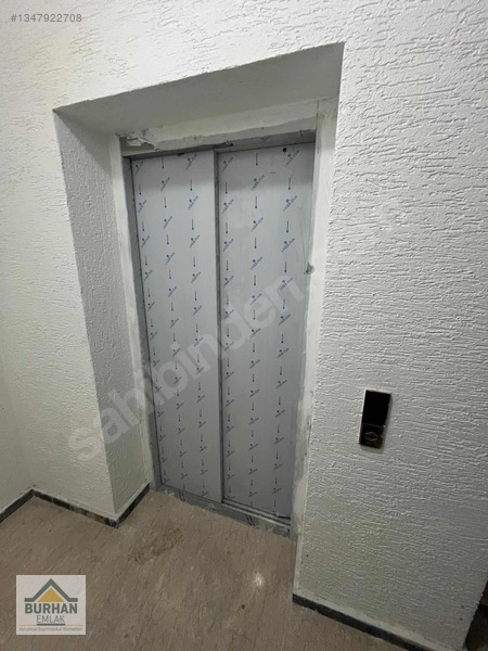 Burhan Emlakdan Şehrin Göbeğinde Çarşı Merkezde Eşyalı 1+1 — fotoğraf 5