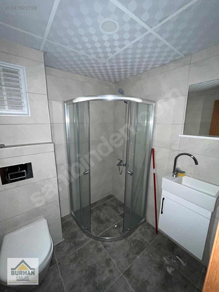 Burhan Emlakdan Şehrin Göbeğinde Çarşı Merkezde Eşyalı 1+1 — fotoğraf 23