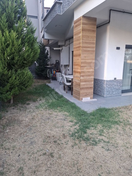 Konutlar Bölgesinde Tripleks Villa — fotoğraf 5