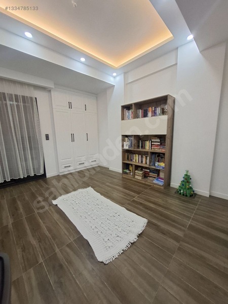 Konutlar Bölgesinde Tripleks Villa — fotoğraf 27