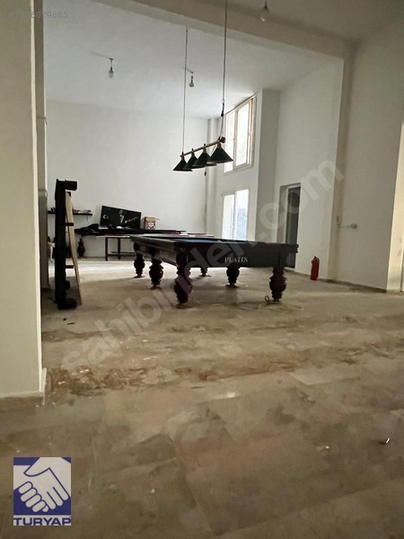 Kuşadası Merkezde 200 M2 Kiralık İşyeri — fotoğraf 5