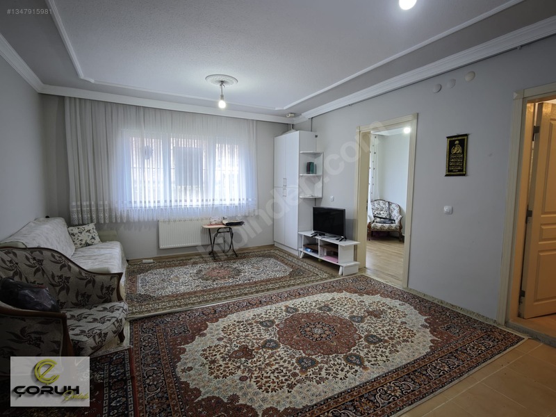 Şiнgah Tokilerde 85 M² Eşyalı Satılık 2+1 Fırsat Daire — fotoğraf 2