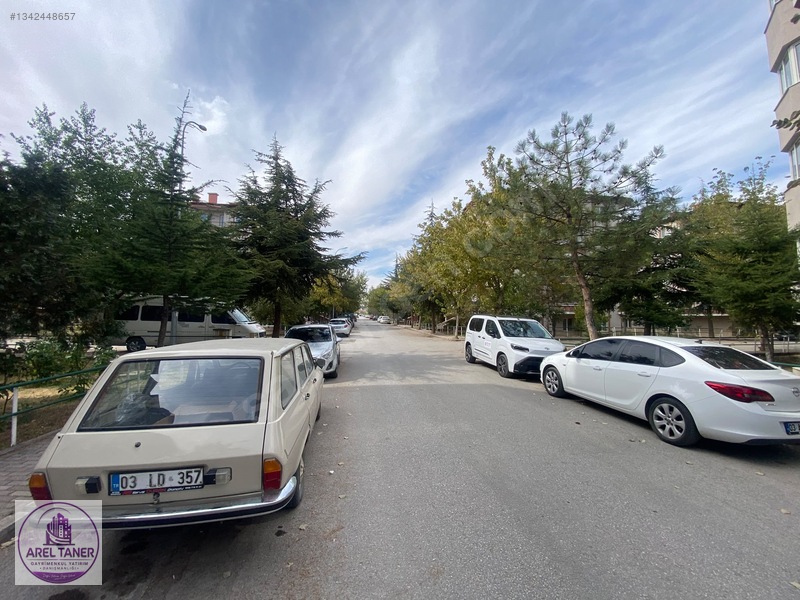 Arel Taner'den Selçuklu Mah Zafer Sitesi Satılık 2+1 — fotoğraf 3