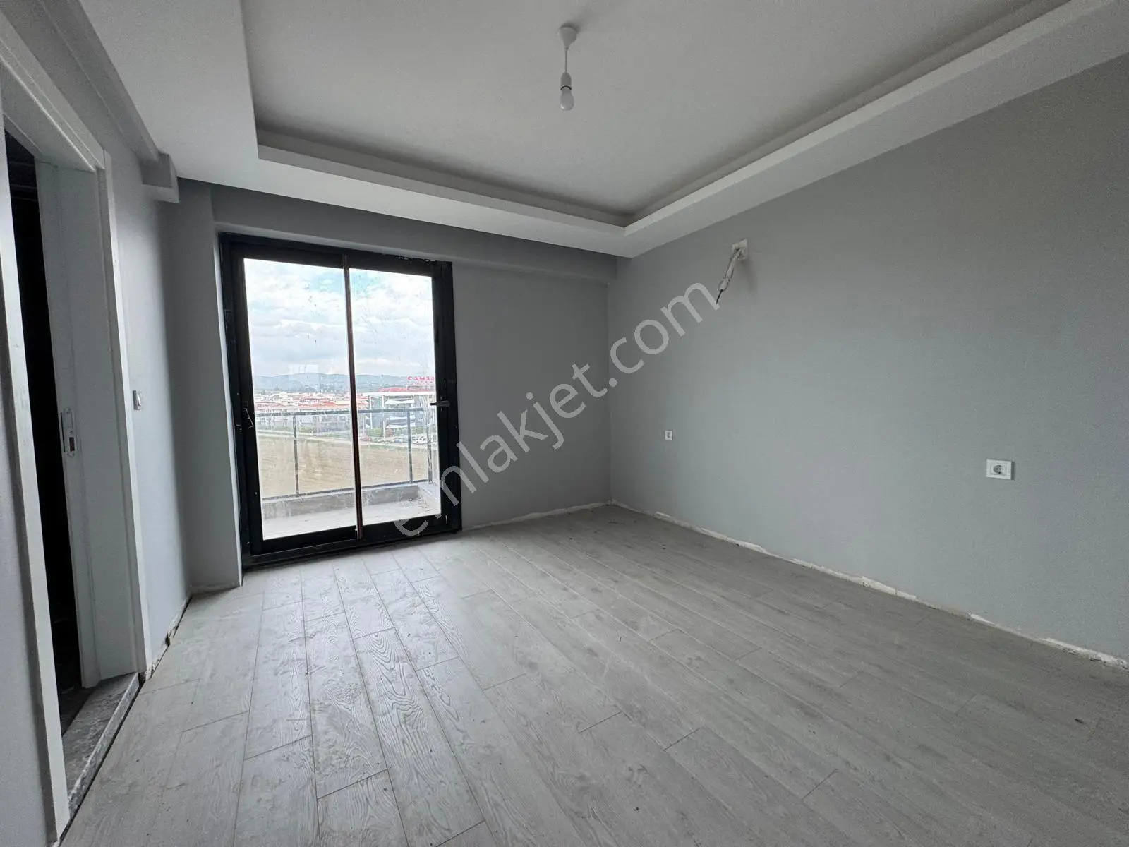 Torbalı Havuzlu Çiçek Park Sitesi'nde 3+1 Satılık Daire — fotoğraf 7