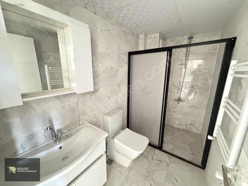Realist/ataşehir Hacı Mustafa Şahin Cami Arkası Lüx 1+1 Daire! — fotoğraf 8
