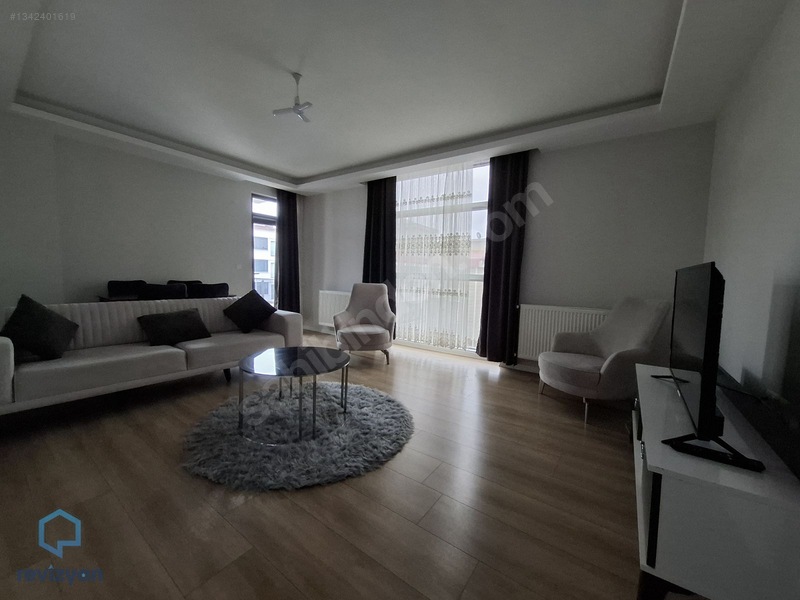 Merkezi Konum Eşyalı 2+1 Kiralık Daire — fotoğraf 2