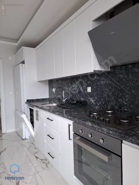 Merkezi Konum Eşyalı 2+1 Kiralık Daire — fotoğraf 4