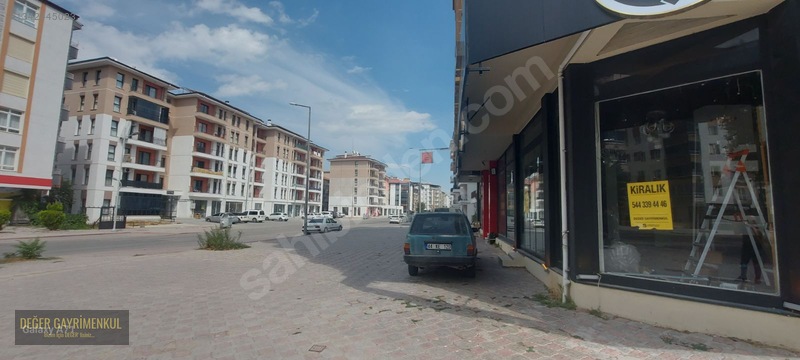 Değer'den Temelli Cadde Üzeri 135 M² Bodrumlu Dükkan — fotoğraf 4