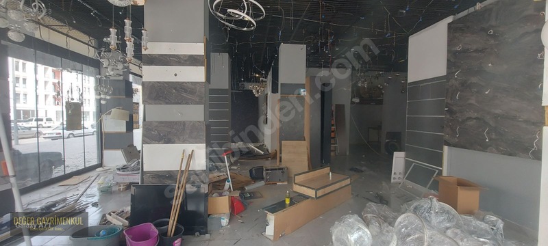 Değer'den Temelli Cadde Üzeri 135 M² Bodrumlu Dükkan — fotoğraf 8