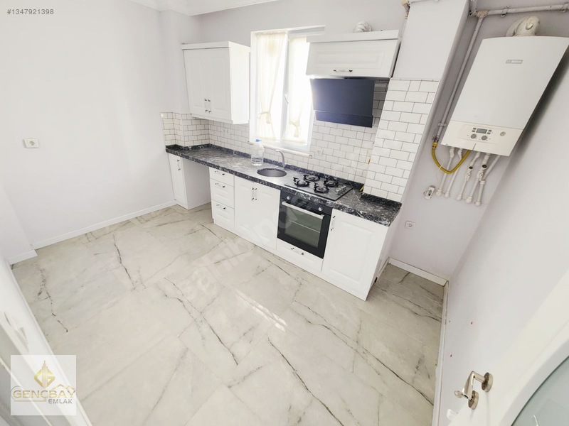 Gençbay Emlaktan Kalkancıda 1.kat 2+0 Temiz Acil Kiralık Daire — fotoğraf 2
