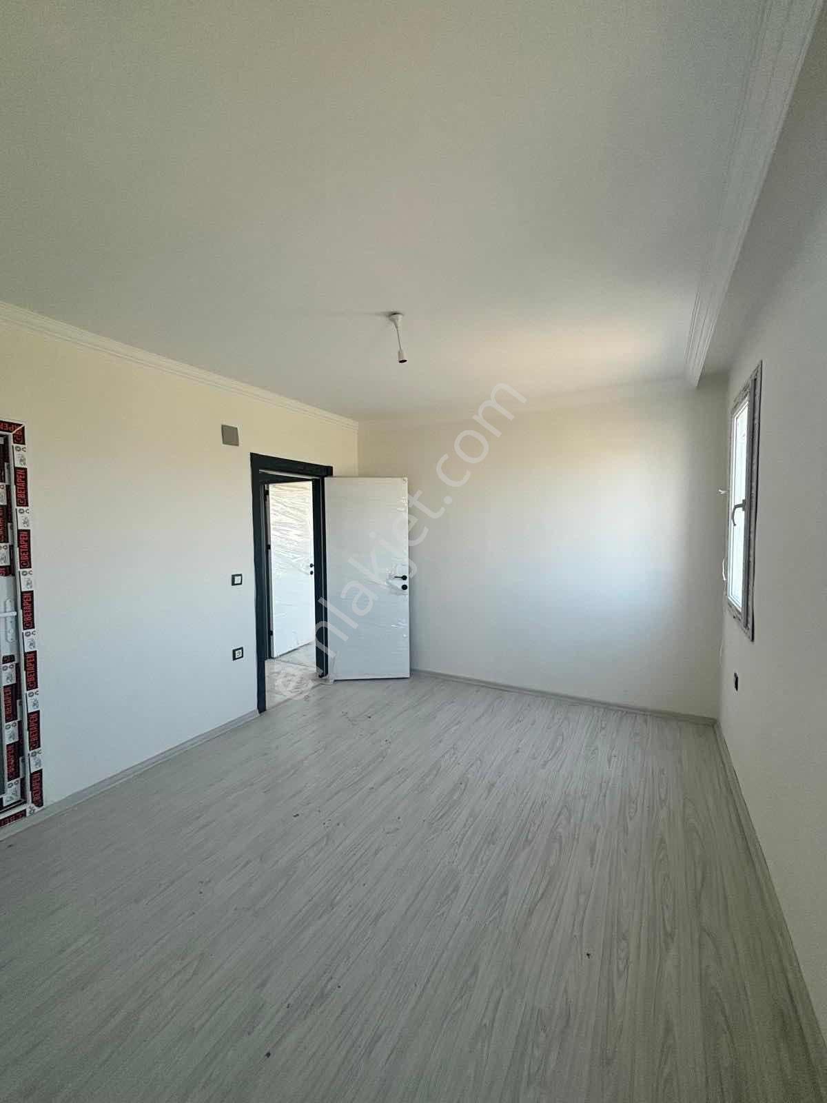 Zenbilci~bulvarın`da~3+1~k.mutfak~az~katlı~cam~balkonlu~site~içi — fotoğraf 19