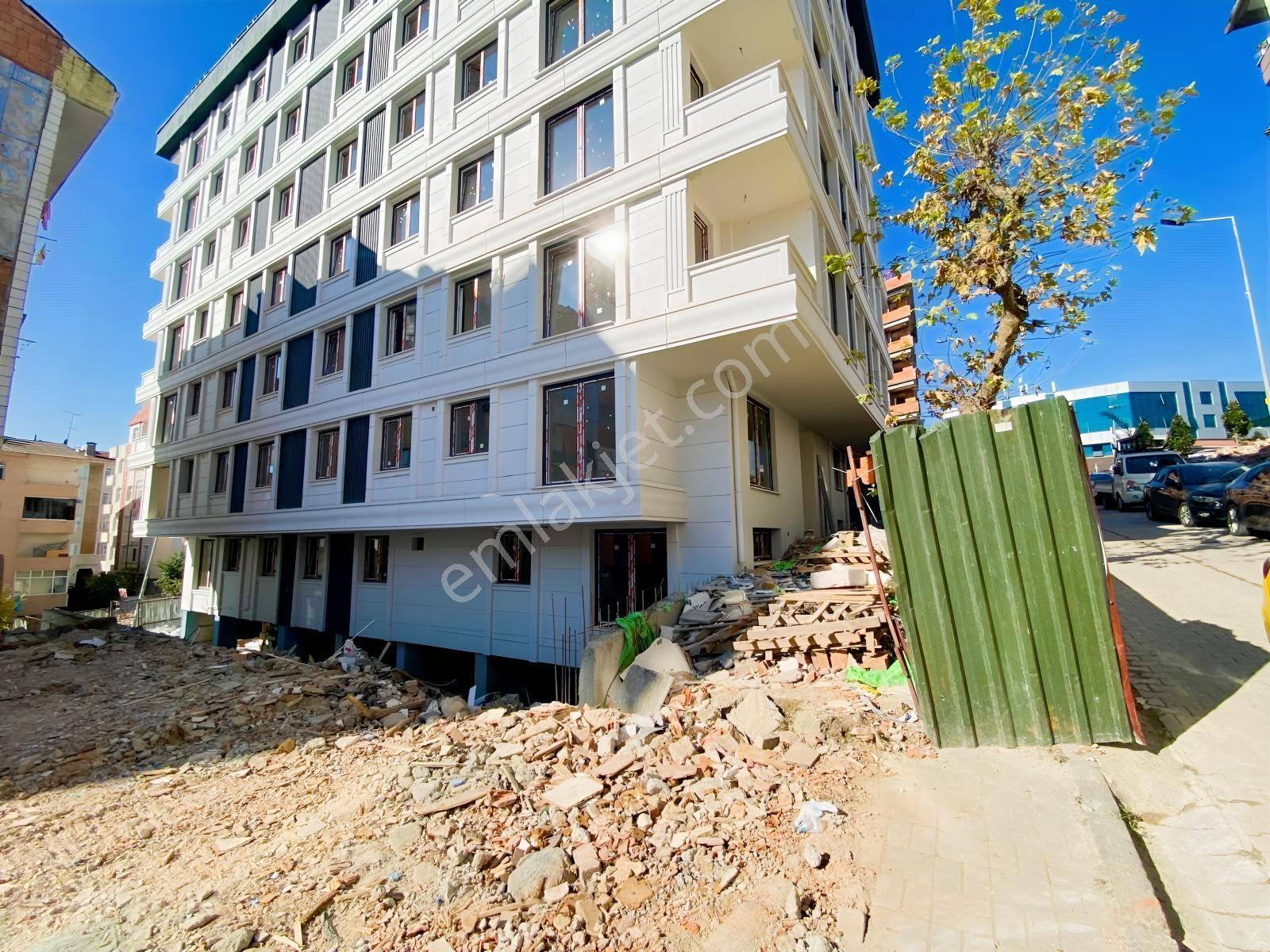 Güngören Merkez Mahallesı'nde Bıtme Aşamasında 2 + 1 — fotoğraf 3