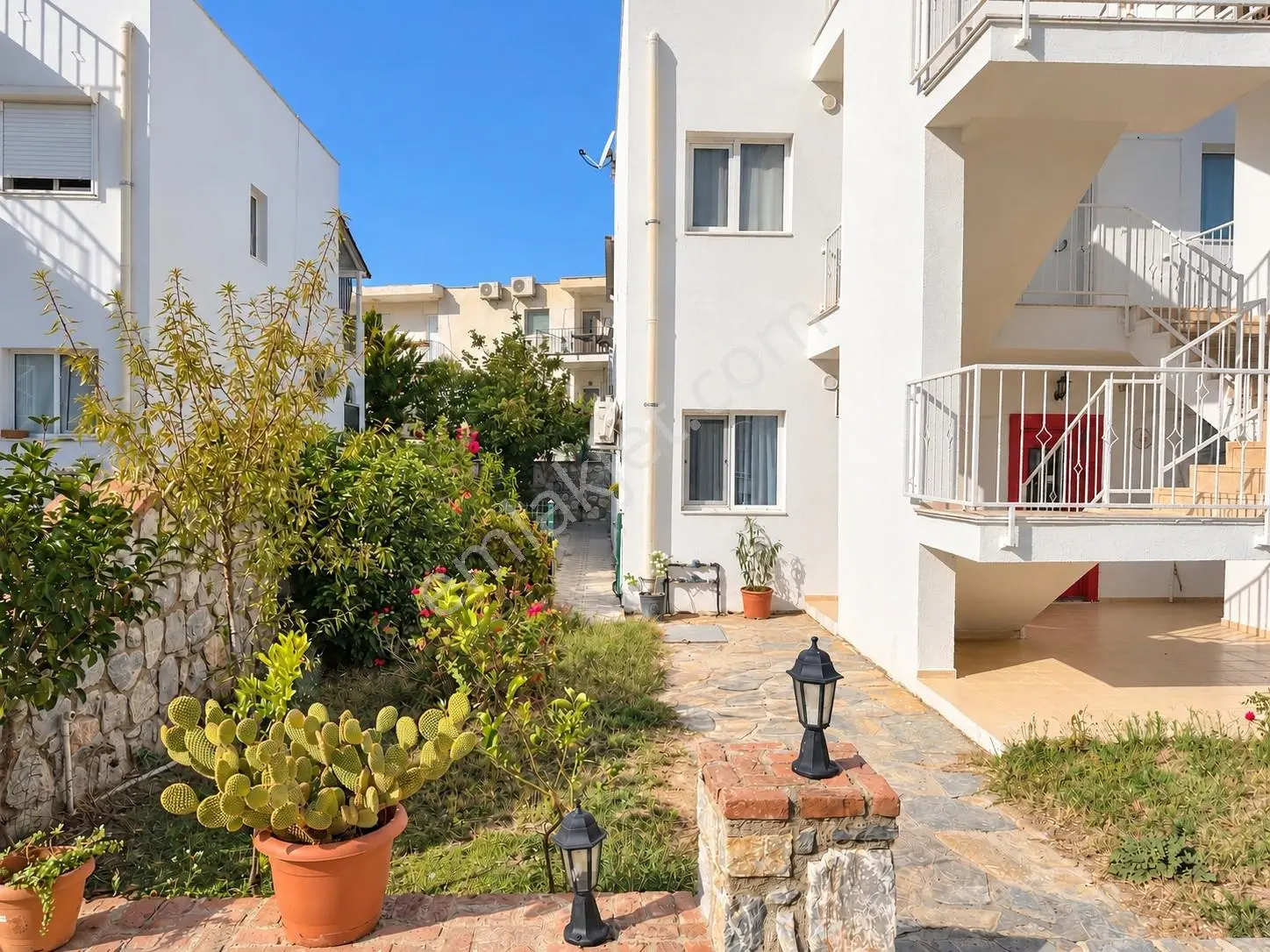 Lakeshore Golf Evlerinde Havuzlu Sitede Satılık 1+1 Daire — fotoğraf 2