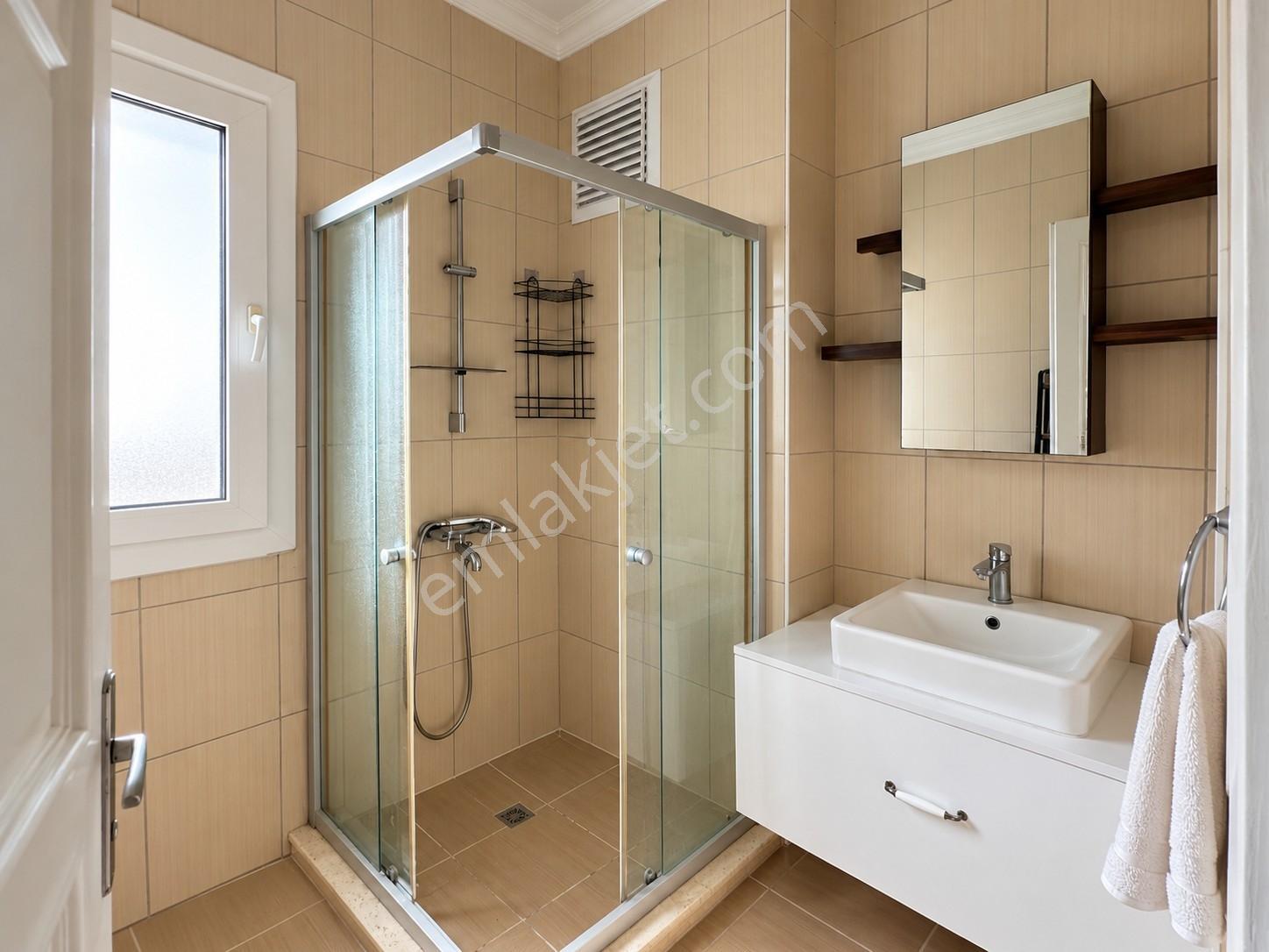 Lakeshore Golf Evlerinde Havuzlu Sitede Satılık 1+1 Daire — fotoğraf 7