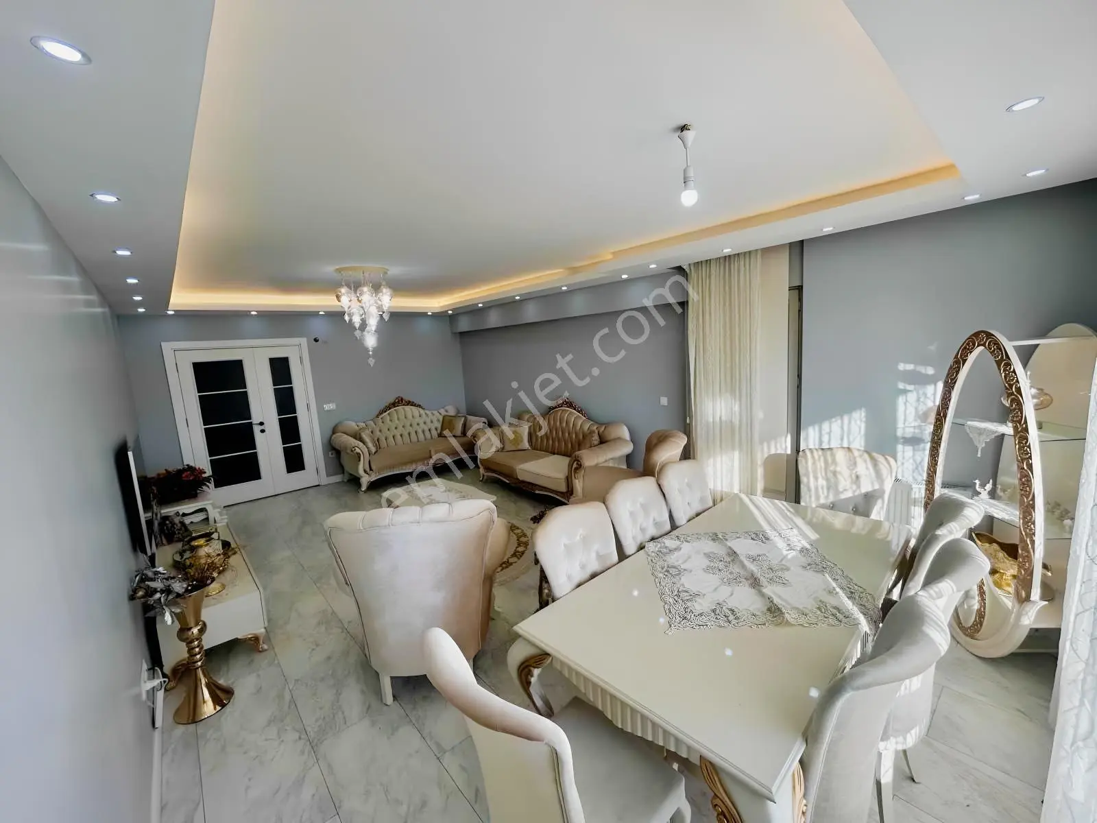 Teras Çekmeköy Sitesinde Süper Lüks 3+1 Satılık Daire — fotoğraf 3