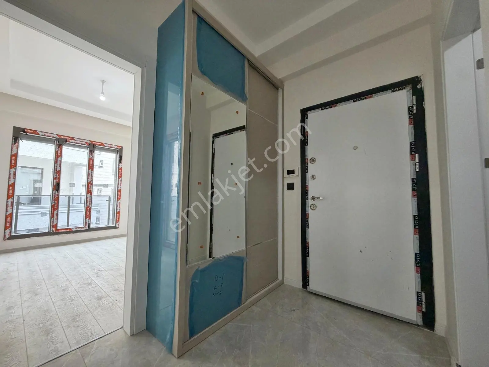 ▀güç'ten Akçay'da Yüzme Havuzlu Site'de Krediye Uygun 1+1 Daire▀ — fotoğraf 9