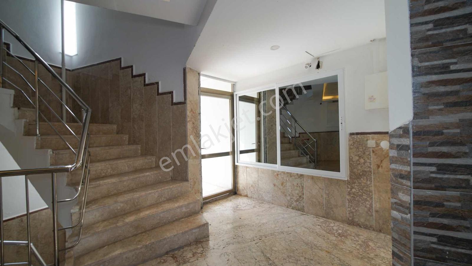Çağlayanda Denize 150mt Mesafe Havuzlu Sitede 2+1 Geniş Satılık — fotoğraf 31