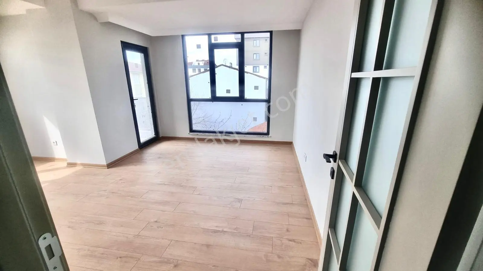 Sultanbeyli Battalgazi Mahallesi 4+1 Satılık Dubleks Daire — fotoğraf 3